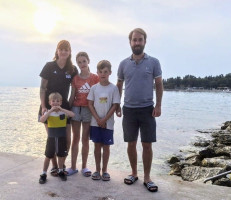 Tom mit Familie